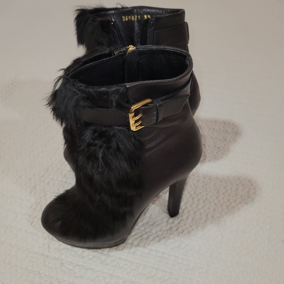 GUCCI Rabbit Saddle Soft Boots w Gold Buckle - Picture 4 of 16
